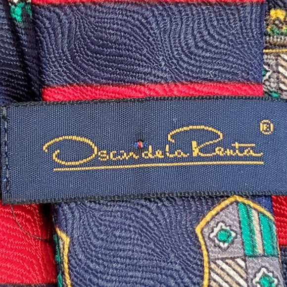 Oscar de la Renta tie - Picture 3 of 3